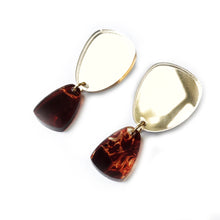 Load image into Gallery viewer, Luna Gold &amp; Tortoise Shell Earrings
