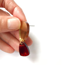 Load image into Gallery viewer, Luna Gold &amp; Tortoise Shell Earrings
