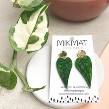 Load image into Gallery viewer, Leaves Drop Earrings Marbled Green - Mikmat Designs
