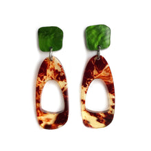 Load image into Gallery viewer, Pebble Hoop Earrings Tortoise Shell Green top
